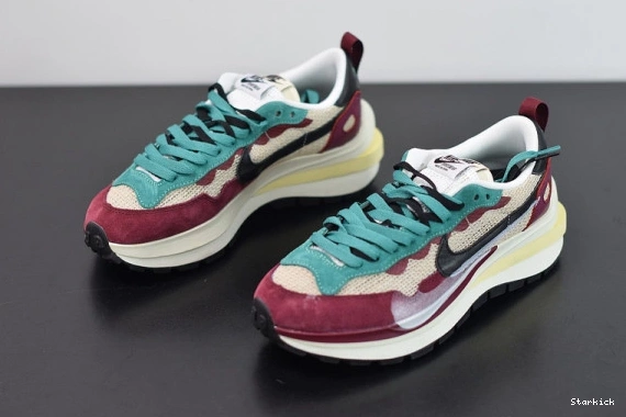   Red Vaporwaffle Green sacai Villain Neptune DD3035-200 Nike 0711